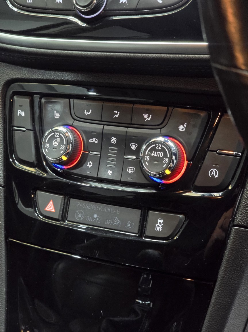 Used Vauxhall Mokka X 2017 for sale - 76670815: Photo 35