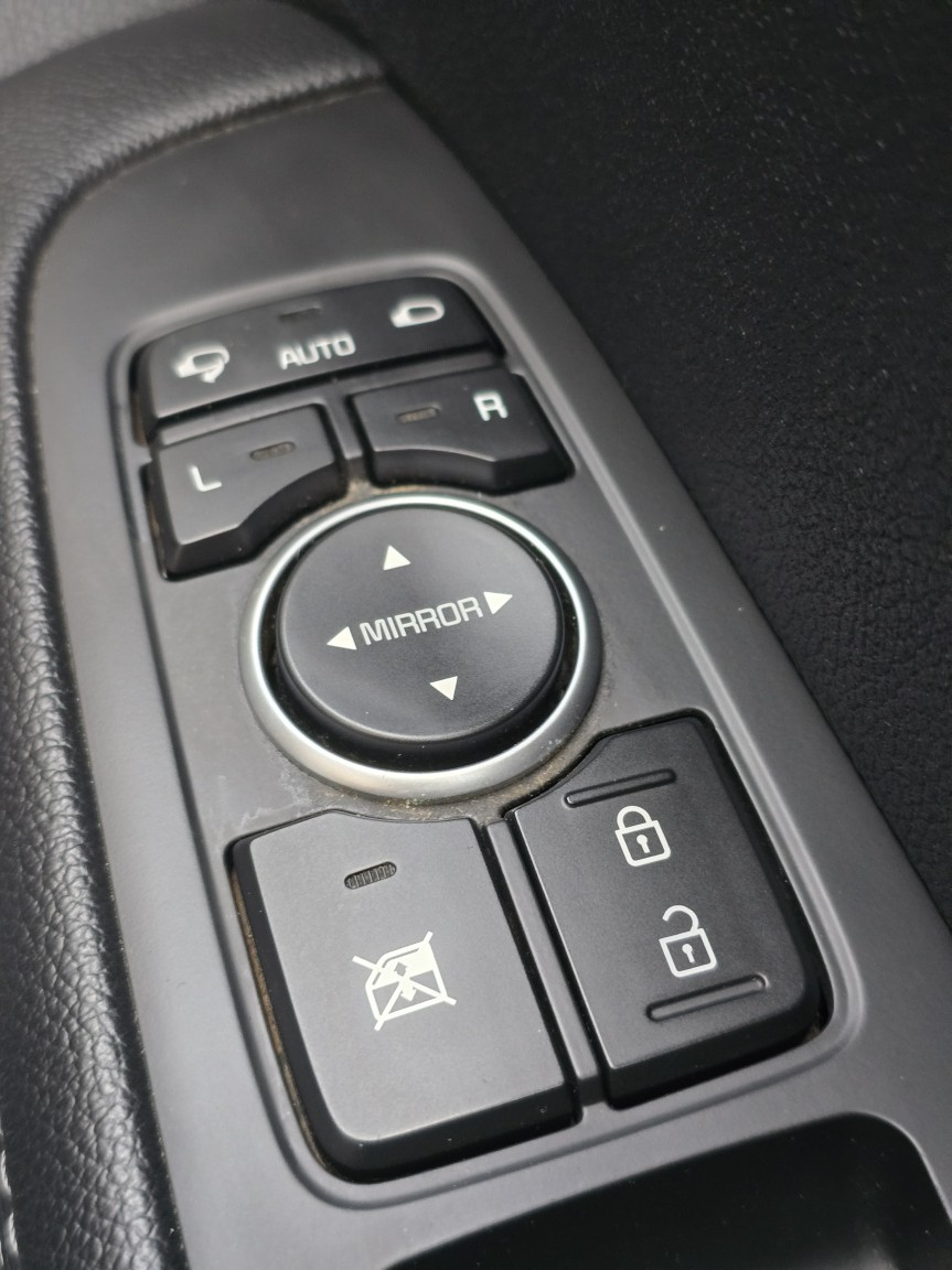 Used Kia Sorento 2016 for sale - 77766471: Photo 31