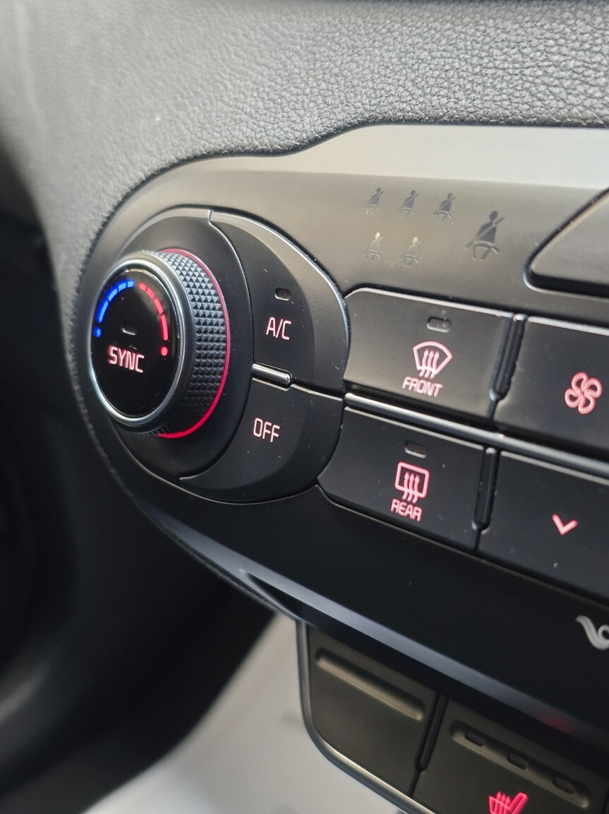 Used Kia Sorento 2016 for sale - 77766471: Photo 44