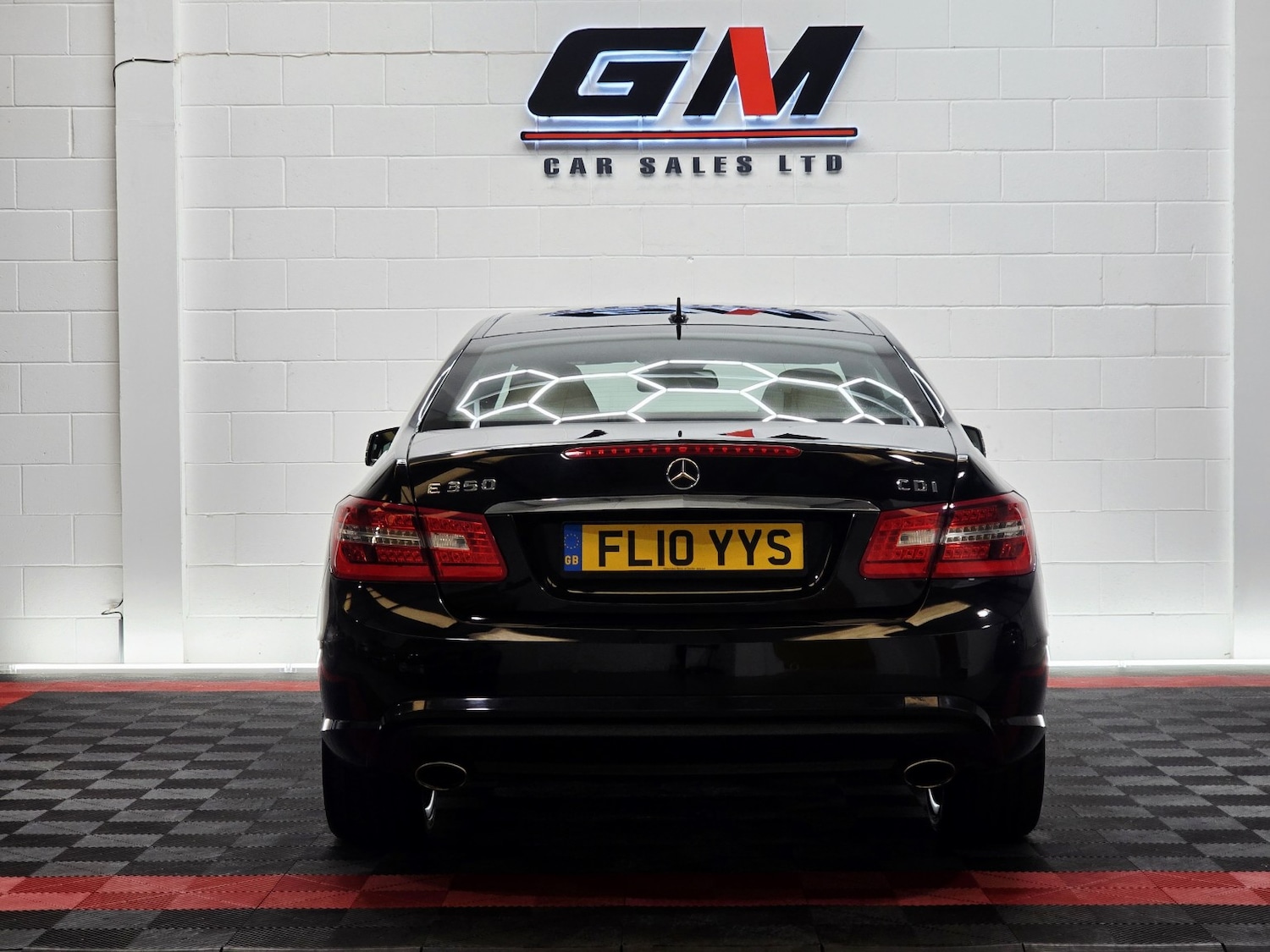 Used Mercedes-Benz E Class 2010 for sale - 76855370: Photo 11