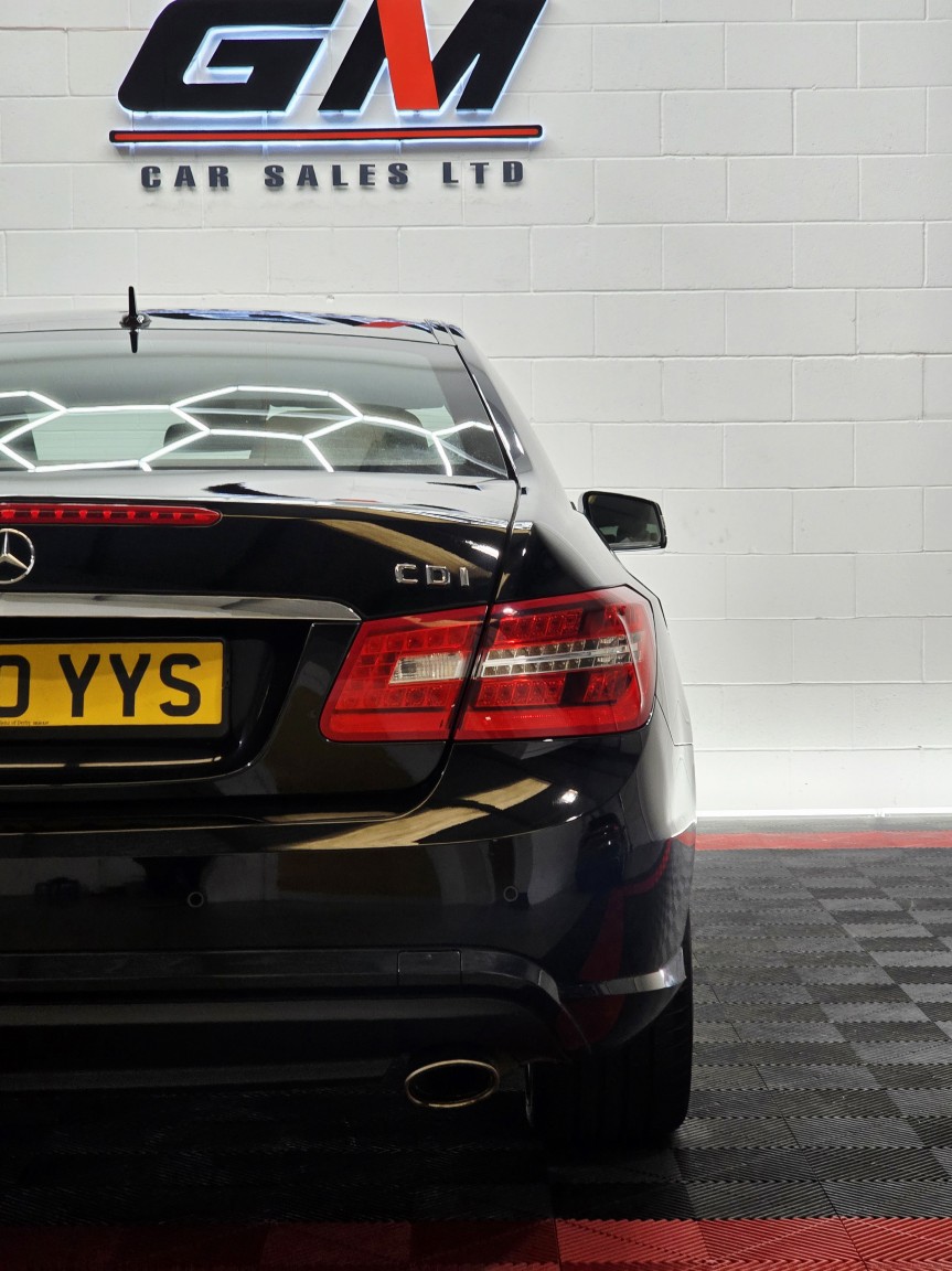 Used Mercedes-Benz E Class 2010 for sale - 76855370: Photo 12