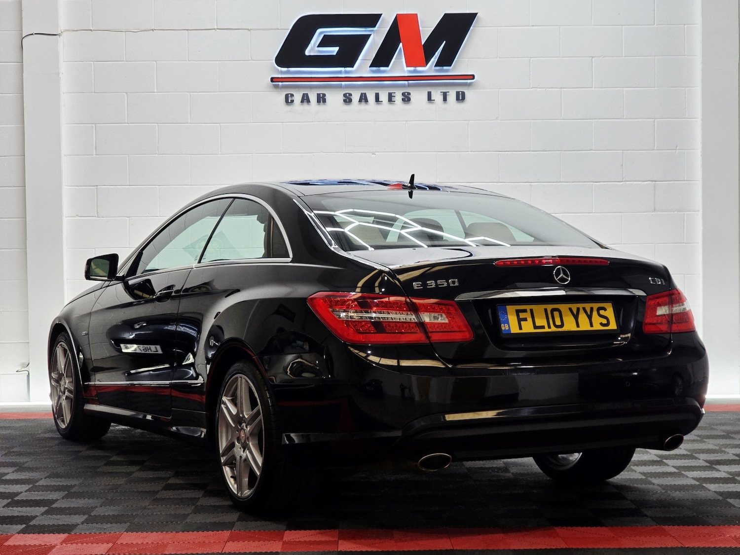 Used Mercedes-Benz E Class 2010 for sale - 76855370: Photo 14