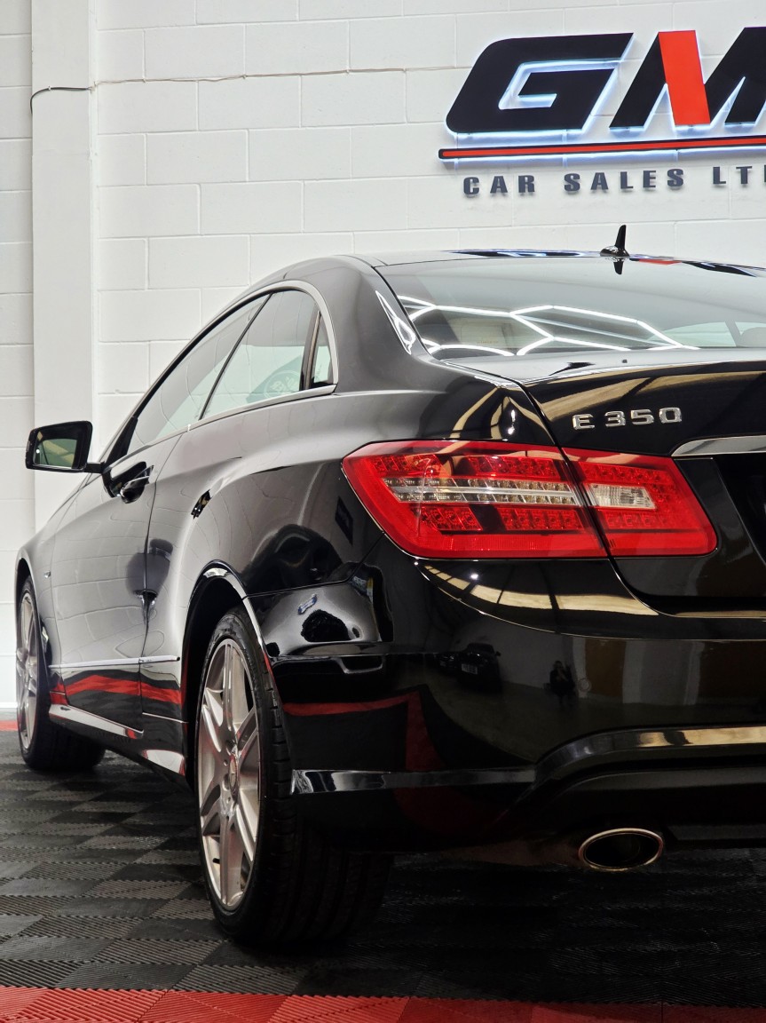 Used Mercedes-Benz E Class 2010 for sale - 76855370: Photo 15