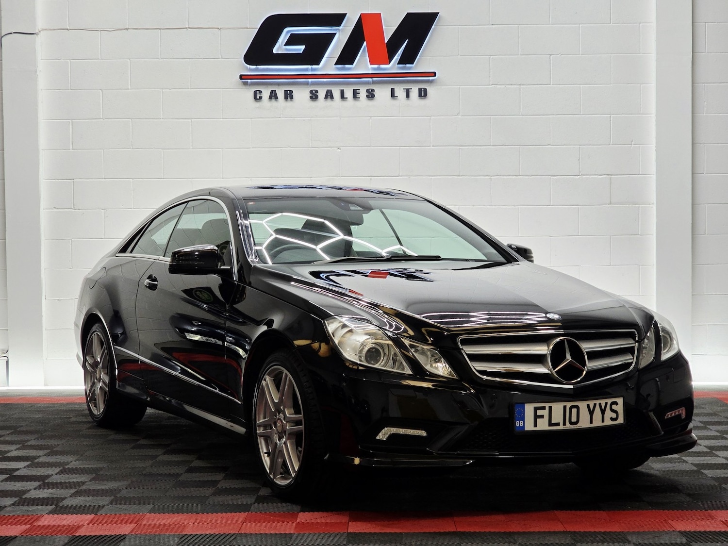 Used Mercedes-Benz E Class 2010 for sale - 76855370: Photo 7