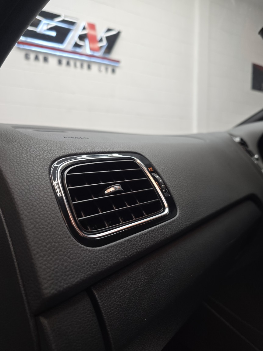 Used Volkswagen Polo 2015 for sale - 77173012: Photo 18