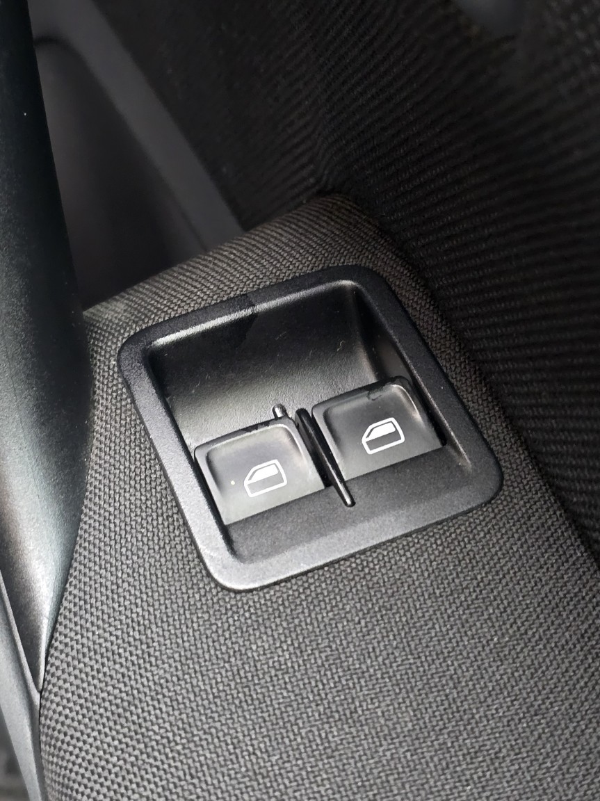 Used Volkswagen Polo 2015 for sale - 77173012: Photo 25