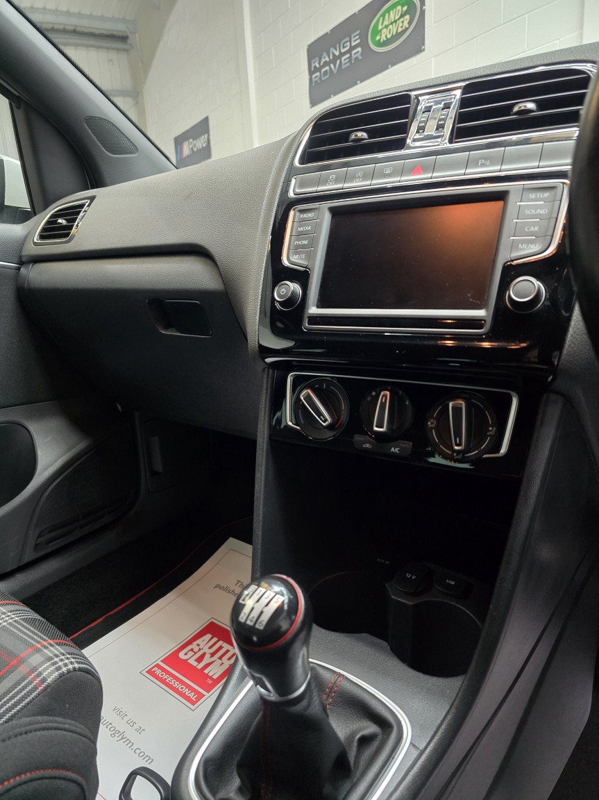 Used Volkswagen Polo 2015 for sale - 77173012: Photo 30