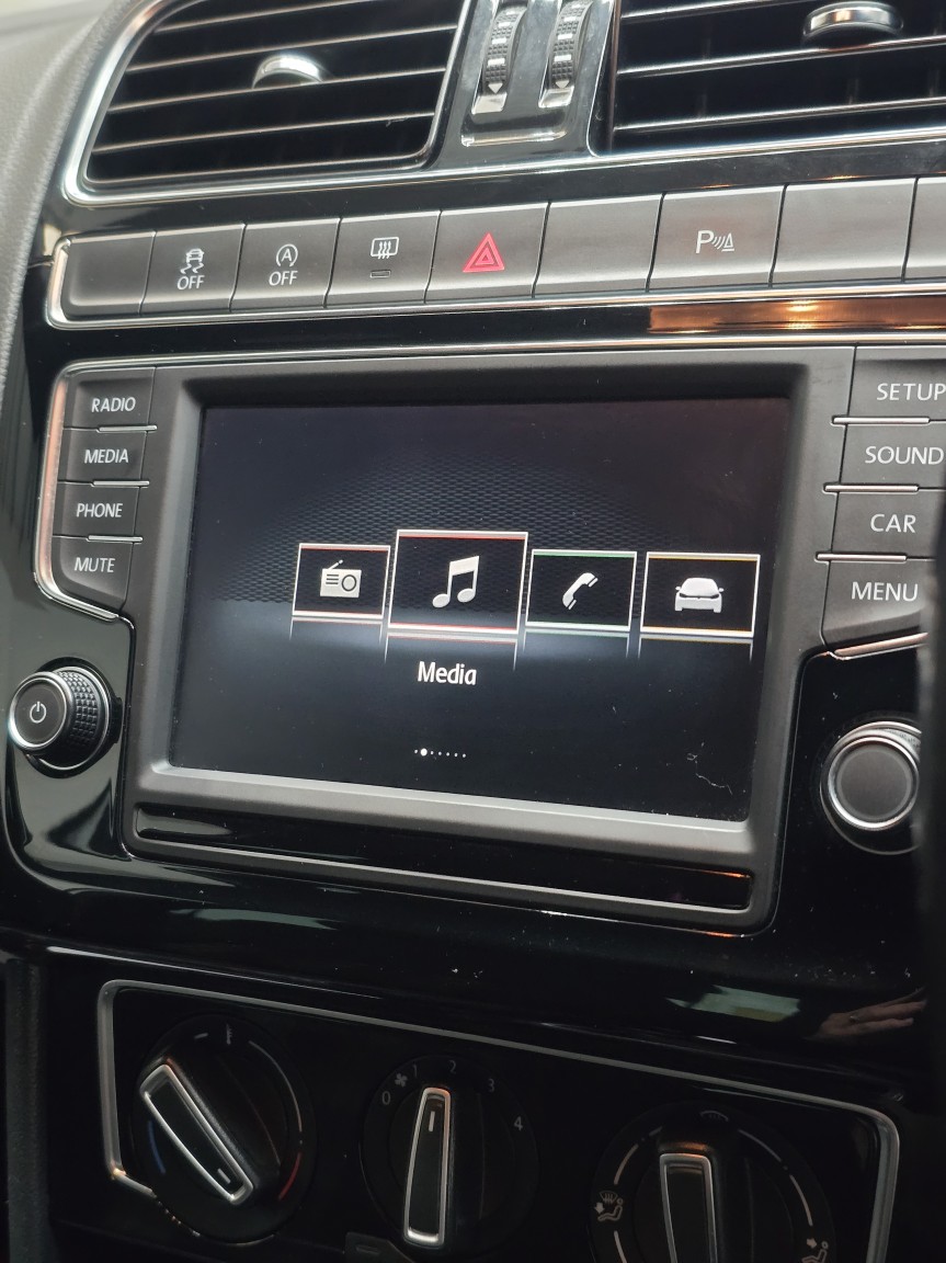 Used Volkswagen Polo 2015 for sale - 77173012: Photo 39