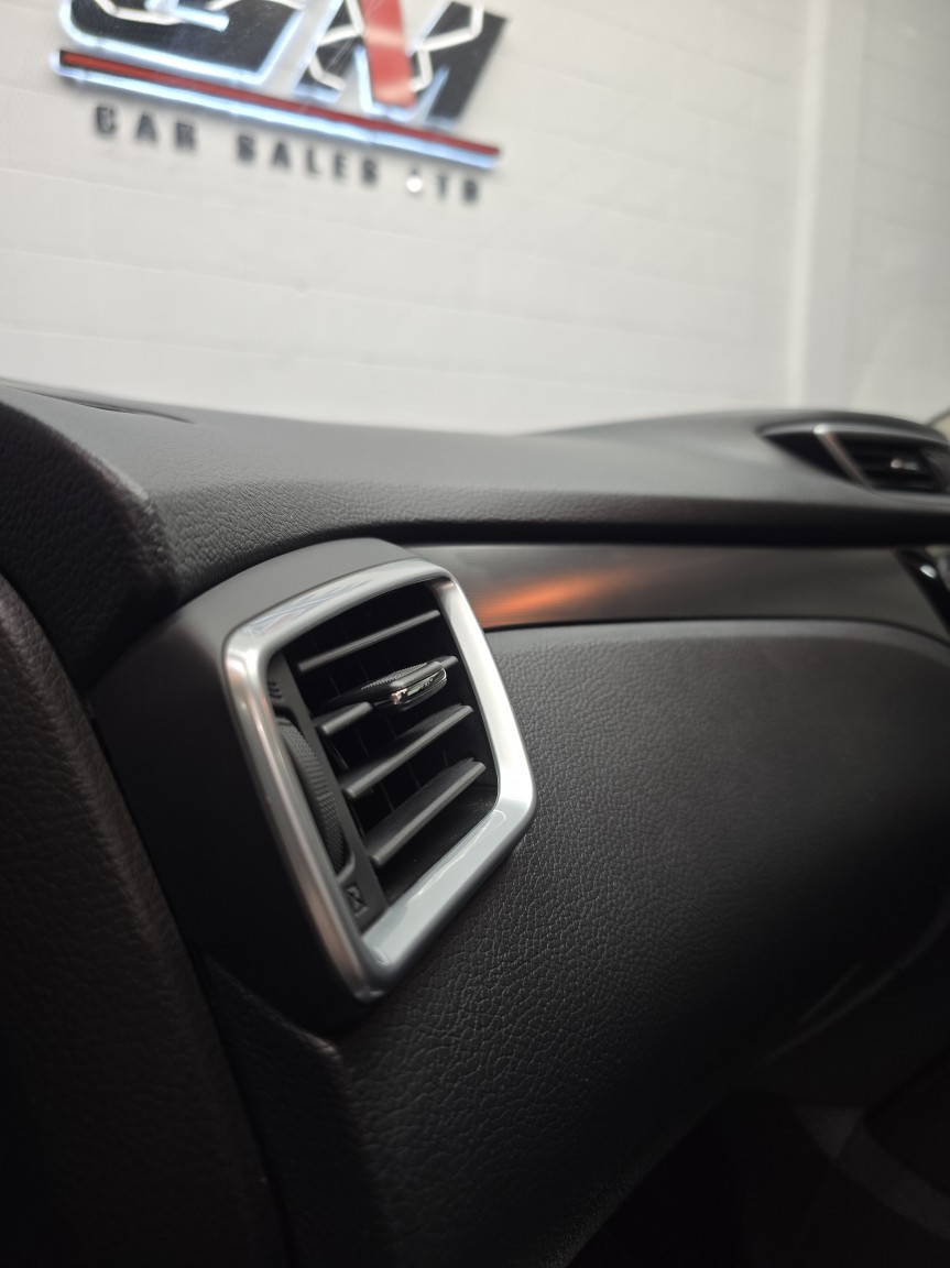 Used Nissan Qashqai 2017 for sale - 77465722: Photo 18