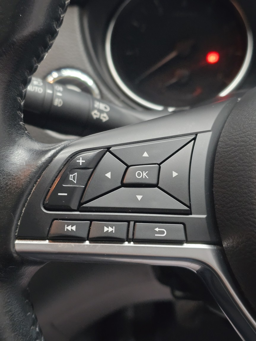 Used Nissan Qashqai 2017 for sale - 77465722: Photo 35