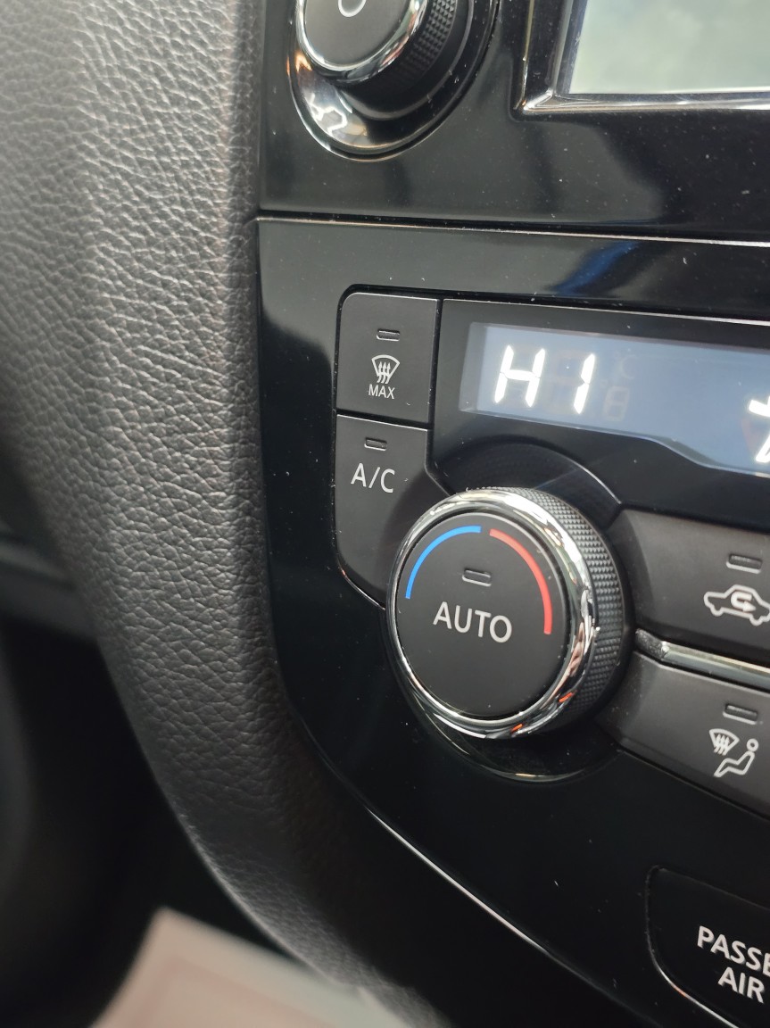 Used Nissan Qashqai 2017 for sale - 77465722: Photo 45