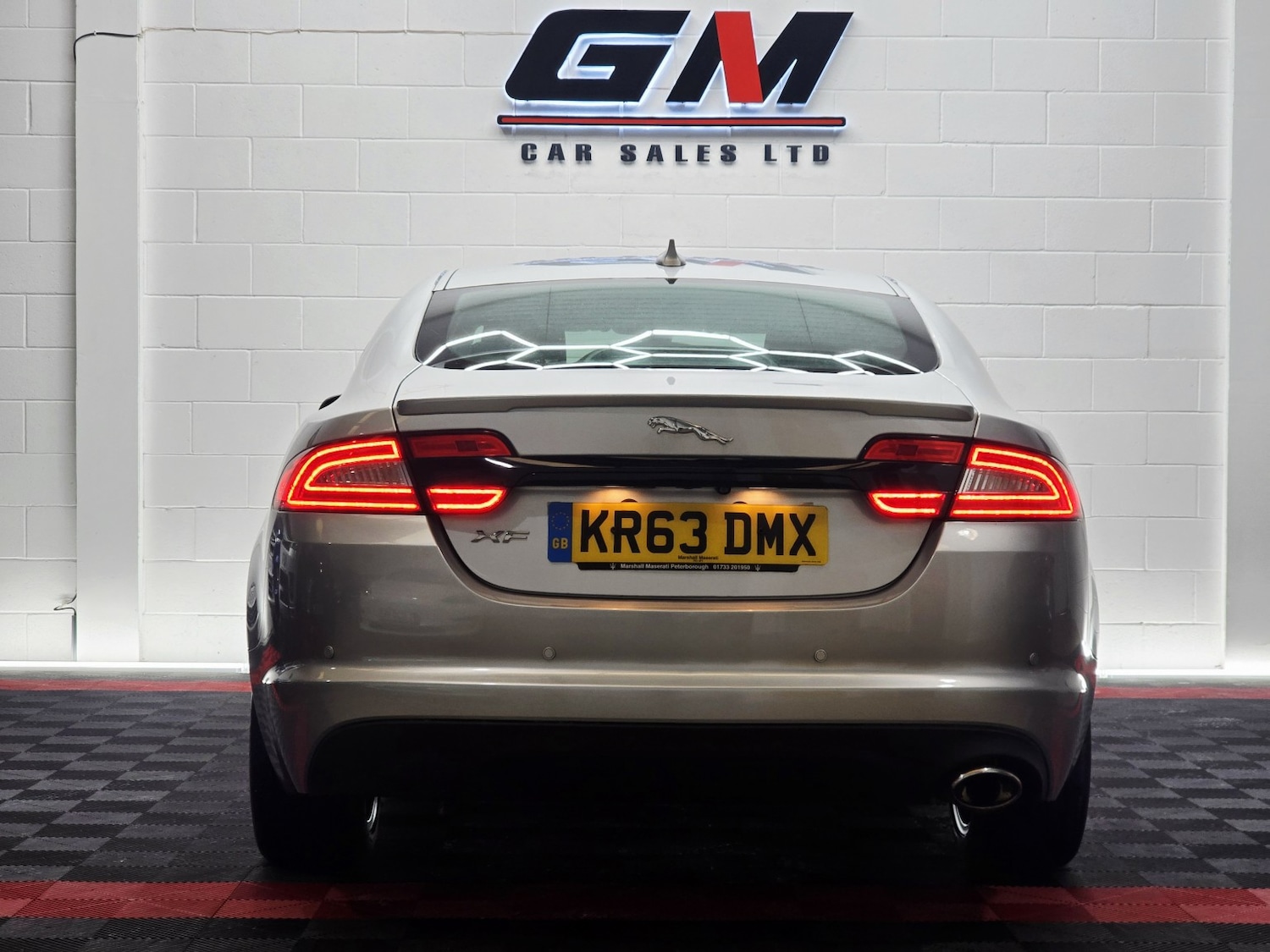 Used Jaguar XF 2014 for sale - 76979529: Photo 11