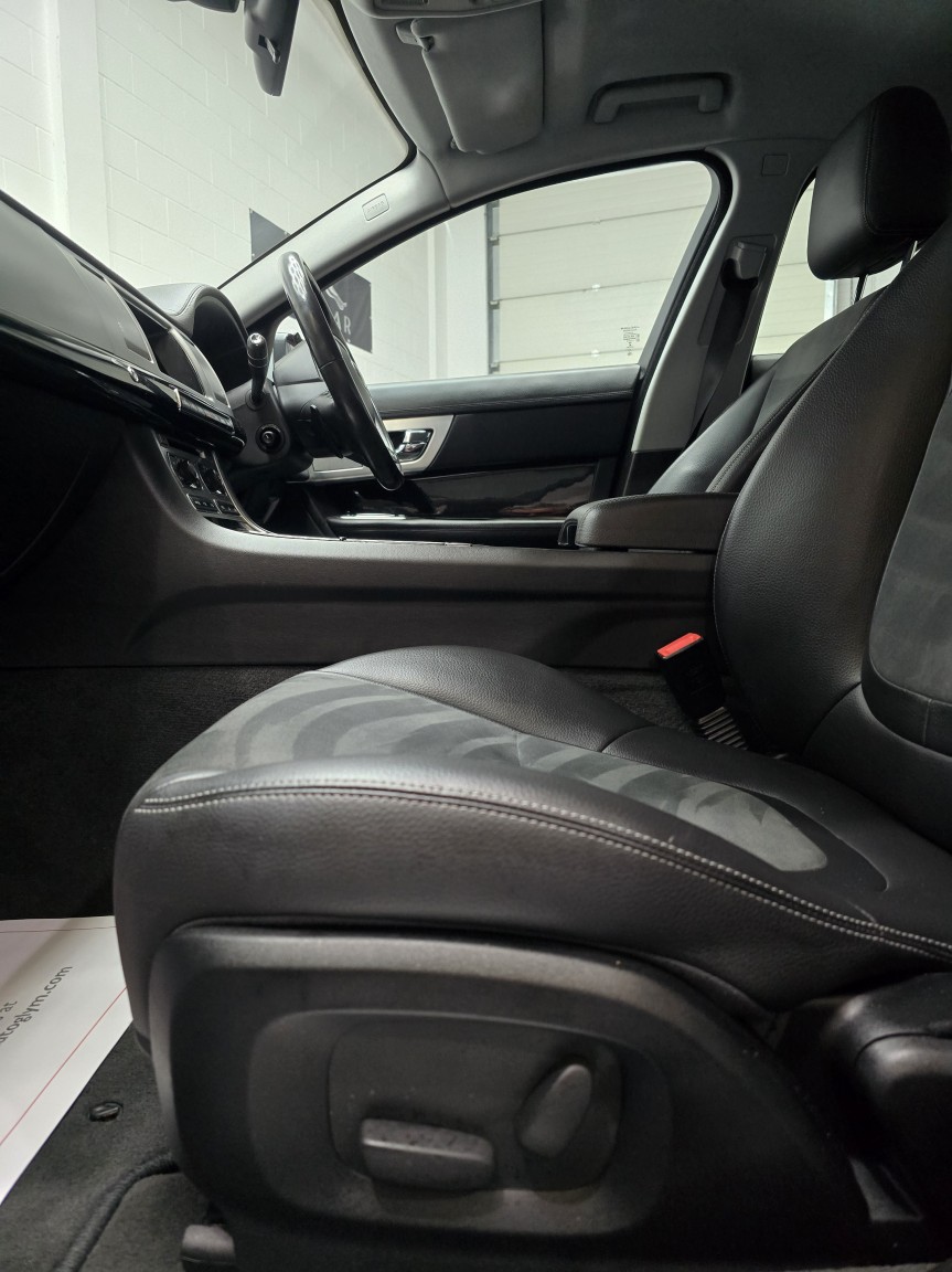 Used Jaguar XF 2014 for sale - 76979529: Photo 20