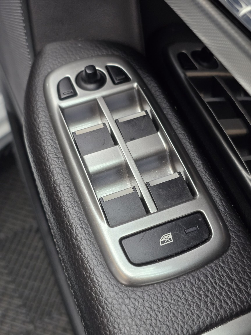 Used Jaguar XF 2014 for sale - 76979529: Photo 27