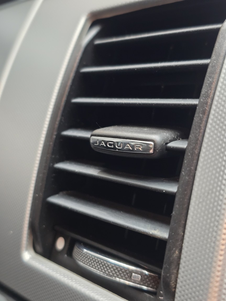 Used Jaguar XF 2014 for sale - 76979529: Photo 42