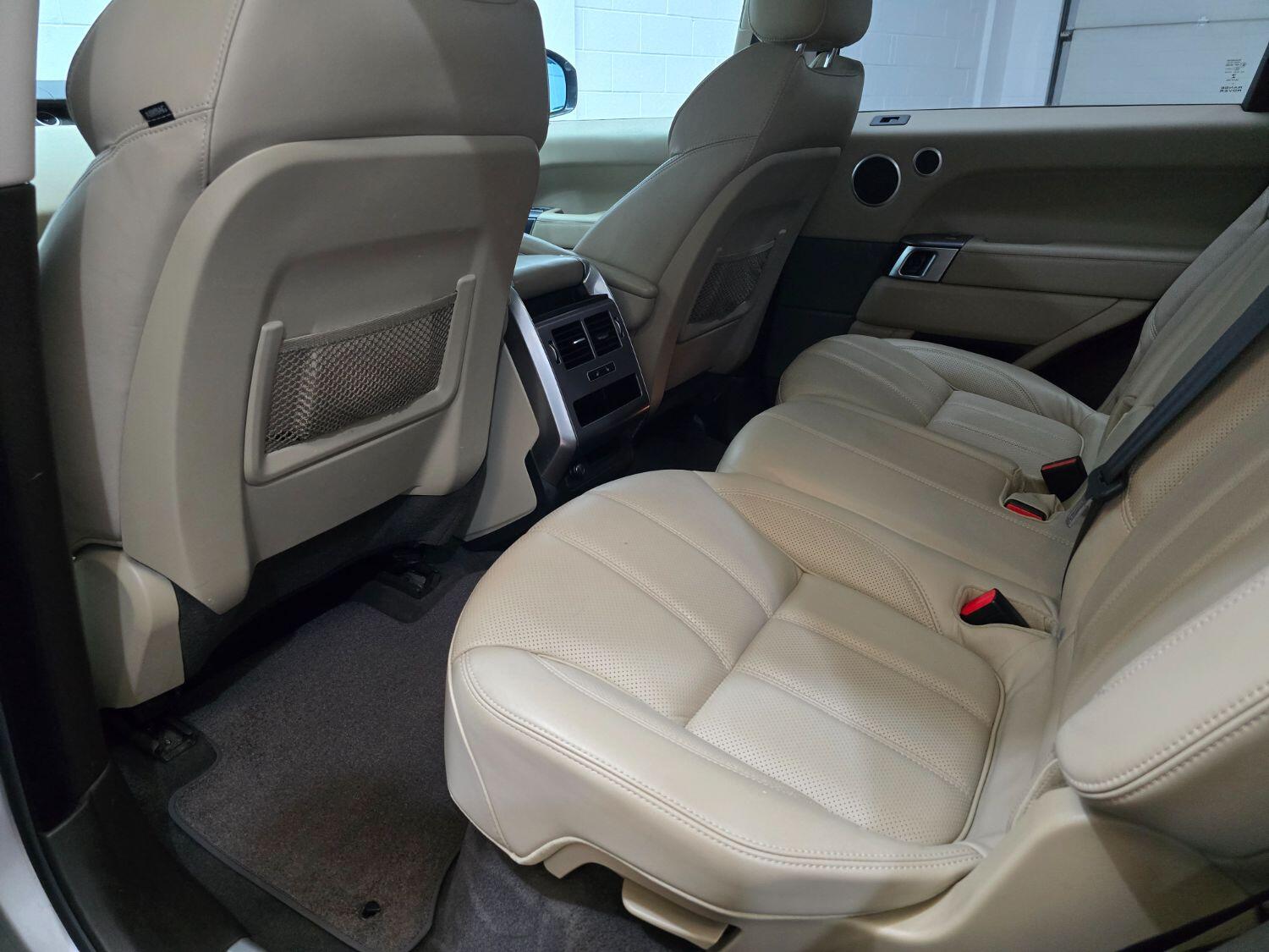 Used Land Rover Range Rover Sport 2015 for sale - 76837105: Photo 23