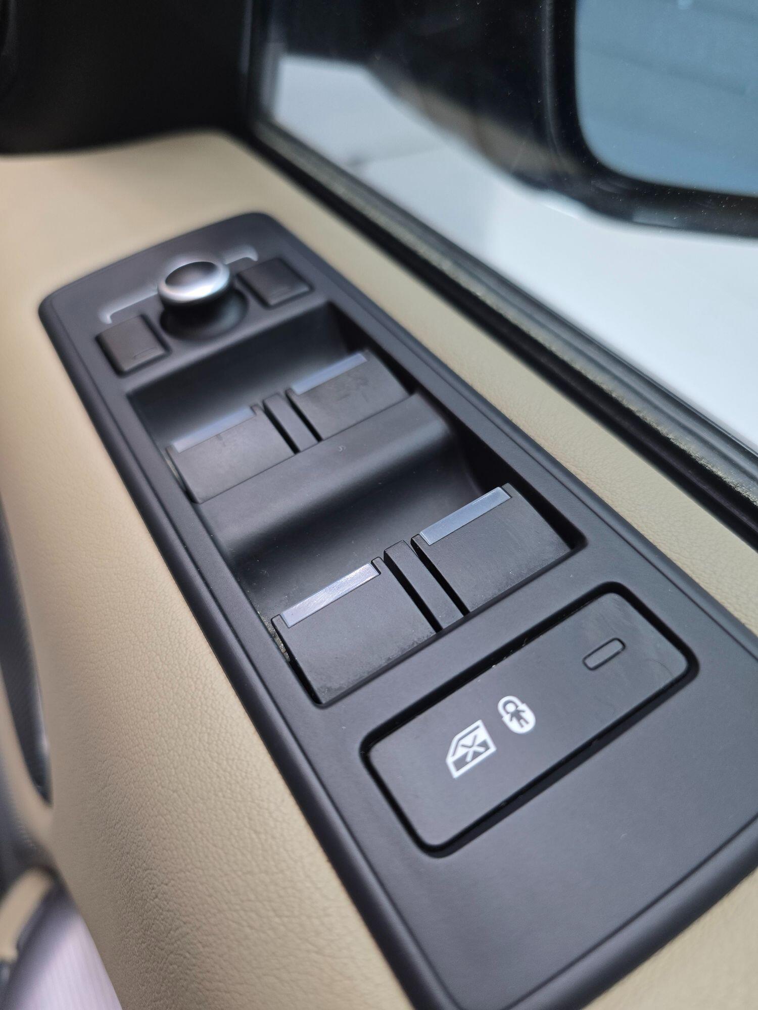 Used Land Rover Range Rover Sport 2015 for sale - 76837105: Photo 31