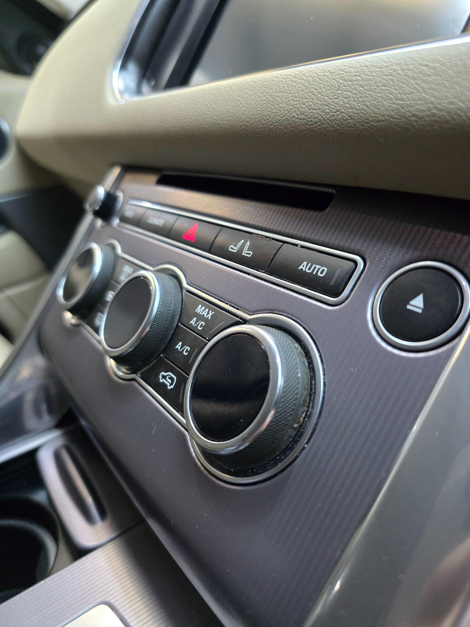 Used Land Rover Range Rover Sport 2015 for sale - 76837105: Photo 37