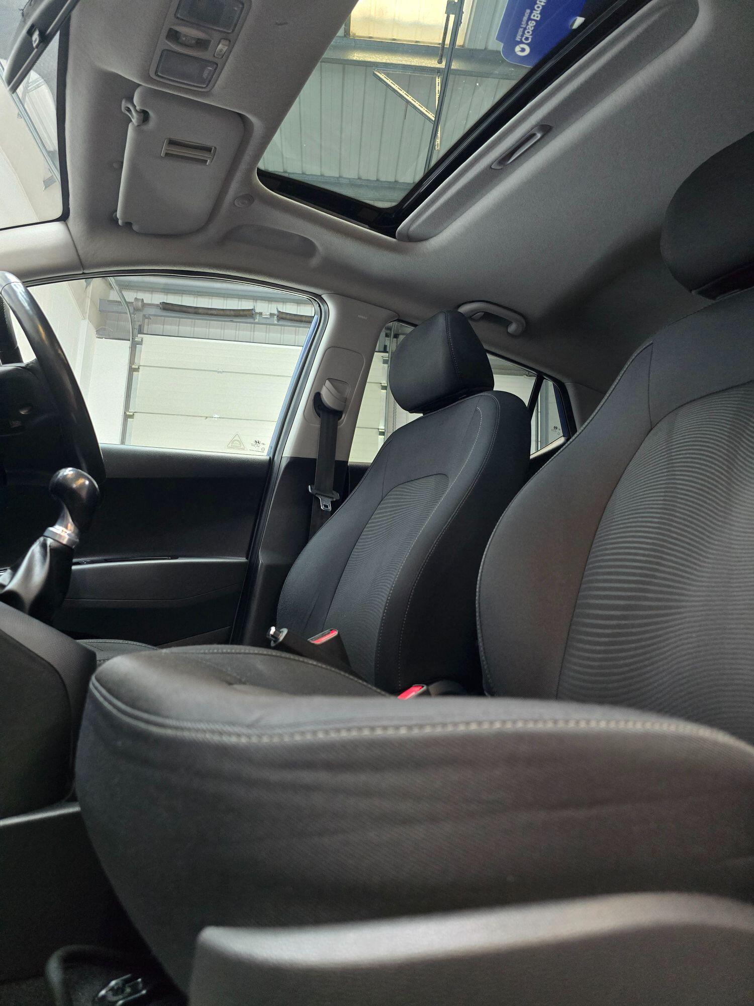 Used Hyundai i10 2017 for sale - 76741327: Photo 18