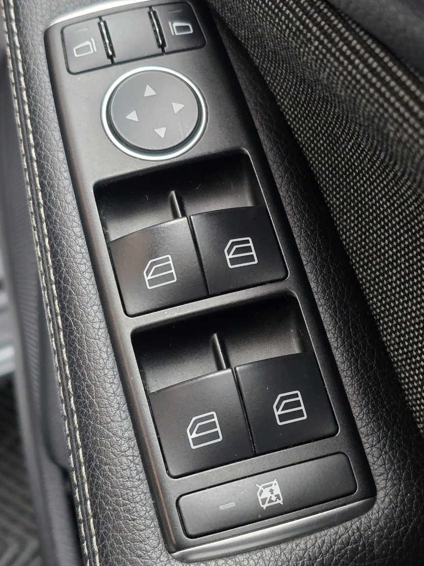 Used Mercedes-Benz A-Class 2014 for sale - 76911044: Photo 25