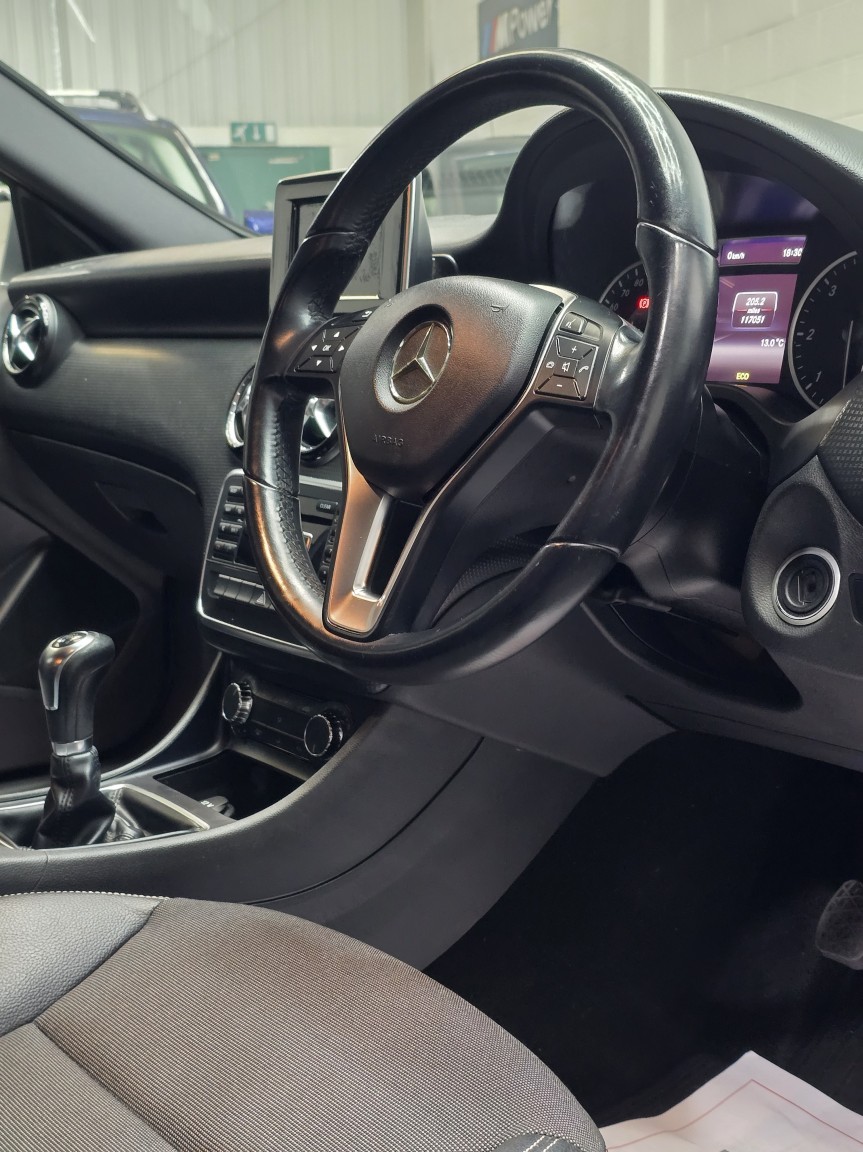 Used Mercedes-Benz A-Class 2014 for sale - 76911044: Photo 27