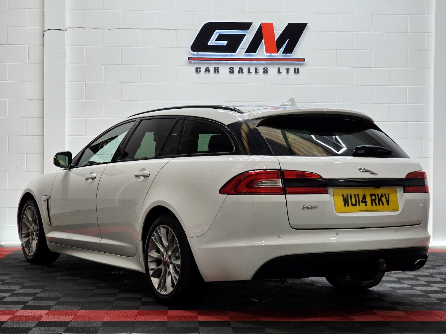 Used Jaguar XF 2014 for sale - 77264501: Photo 14