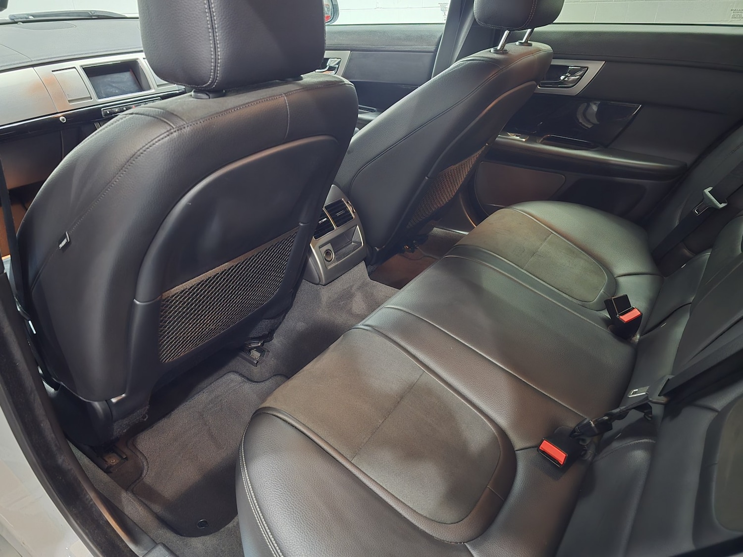 Used Jaguar XF 2014 for sale - 77264501: Photo 21