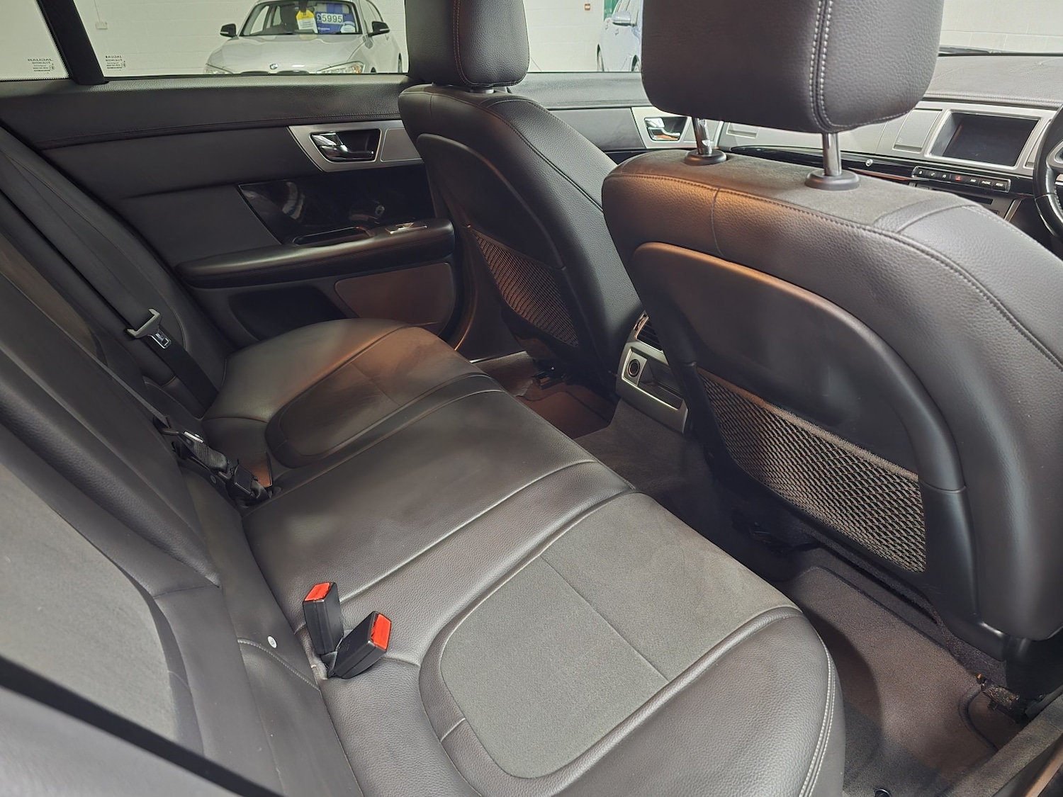 Used Jaguar XF 2014 for sale - 77264501: Photo 26