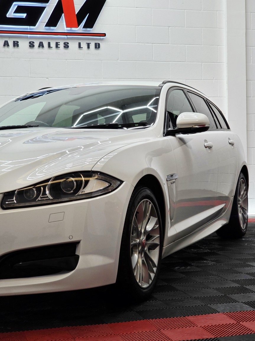 Used Jaguar XF 2014 for sale - 77264501: Photo 3