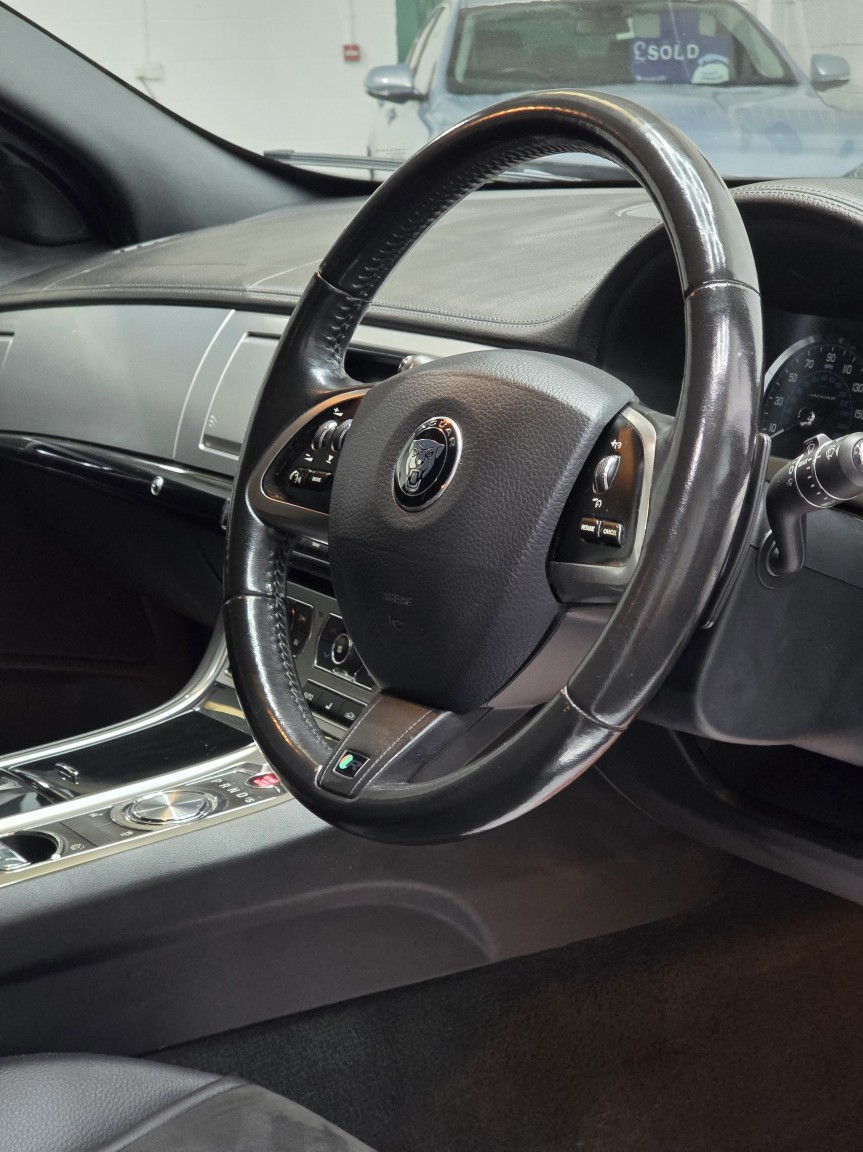 Used Jaguar XF 2014 for sale - 77264501: Photo 31