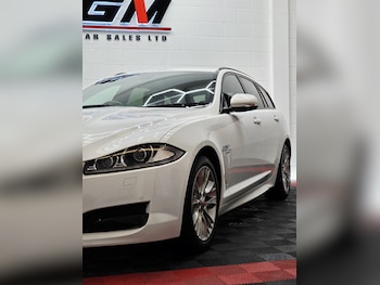 Used Jaguar XF 2014 for sale - 77264501: Photo