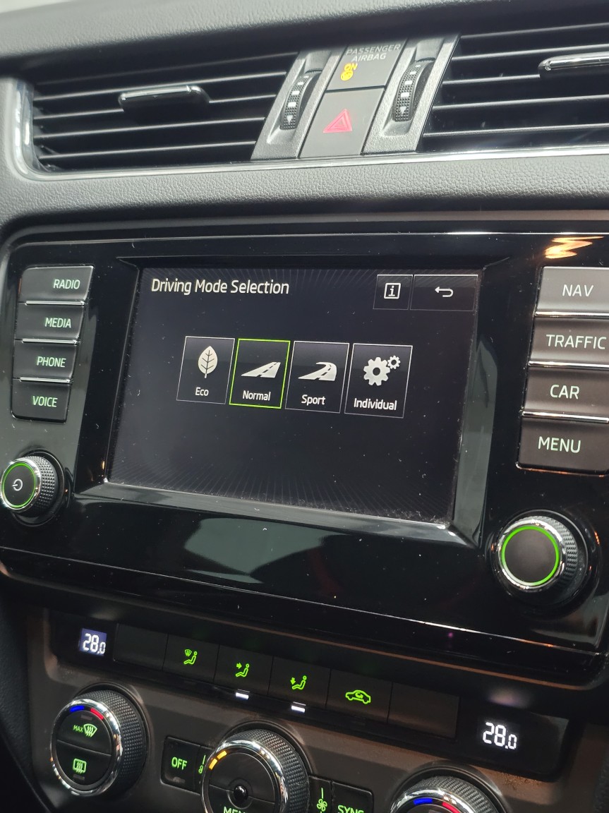 Used Skoda Octavia 2015 for sale - 77478169: Photo 45