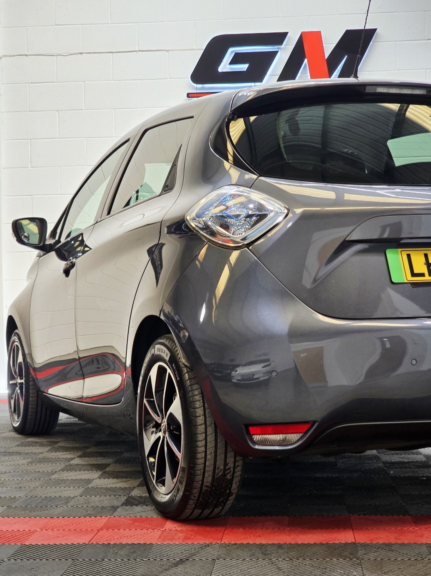 Used Renault Zoe 2017 for sale - 76741373: Photo 15