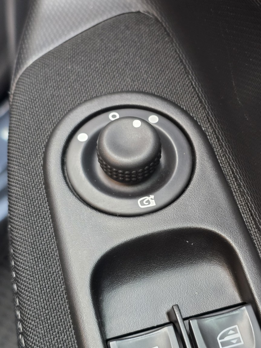 Used Renault Zoe 2017 for sale - 76741373: Photo 28