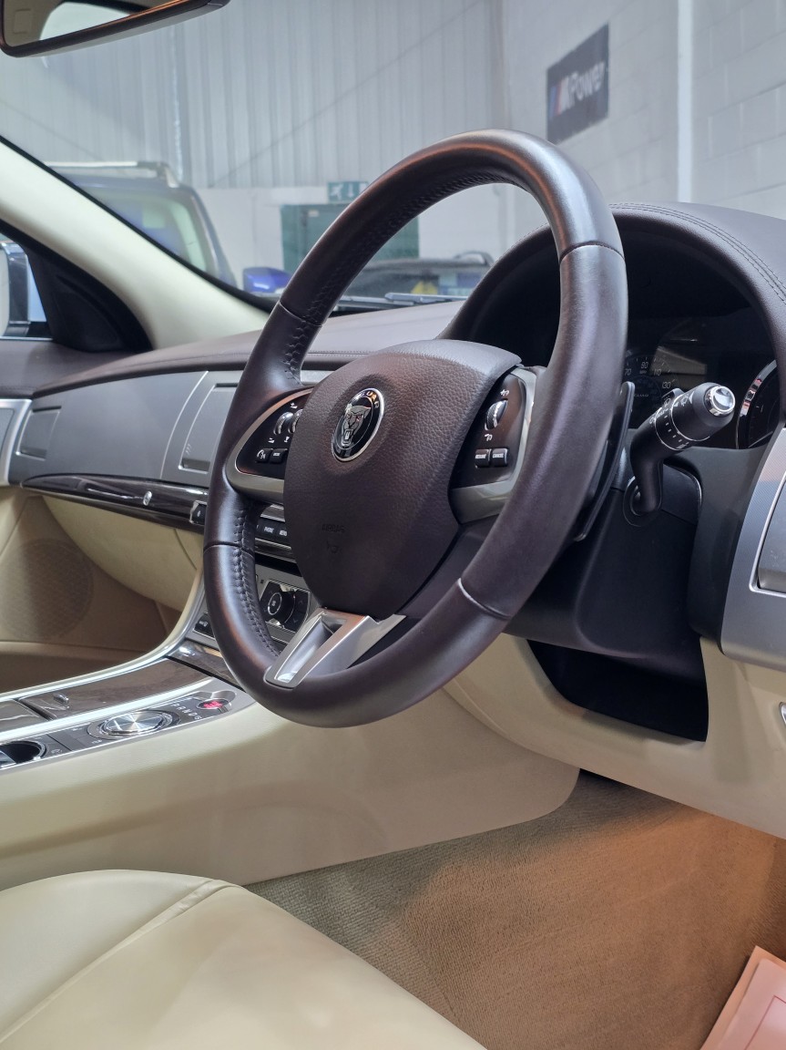 Used Jaguar XF 2014 for sale - 76941806: Photo 31