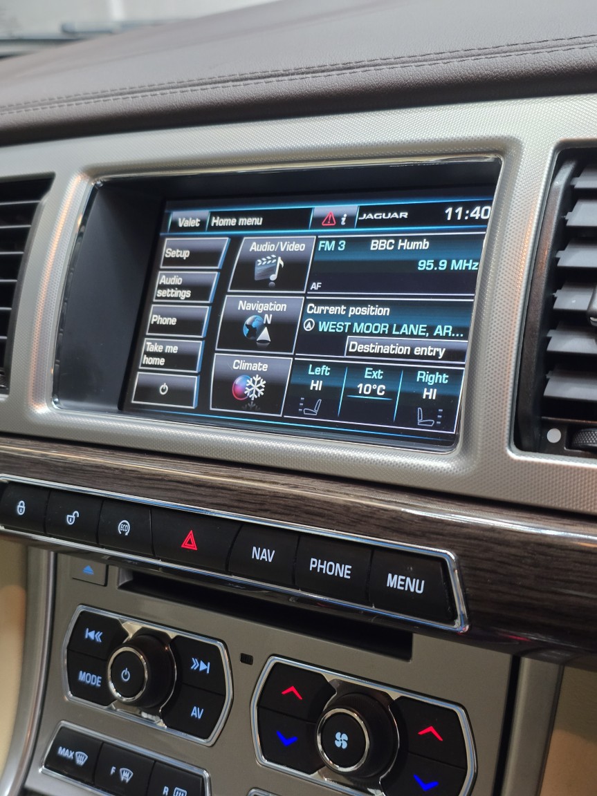 Used Jaguar XF 2014 for sale - 76941806: Photo 38