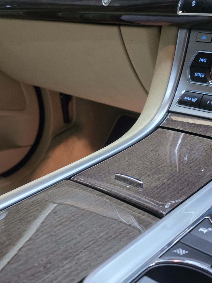 Used Jaguar XF 2014 for sale - 76941806: Photo 45