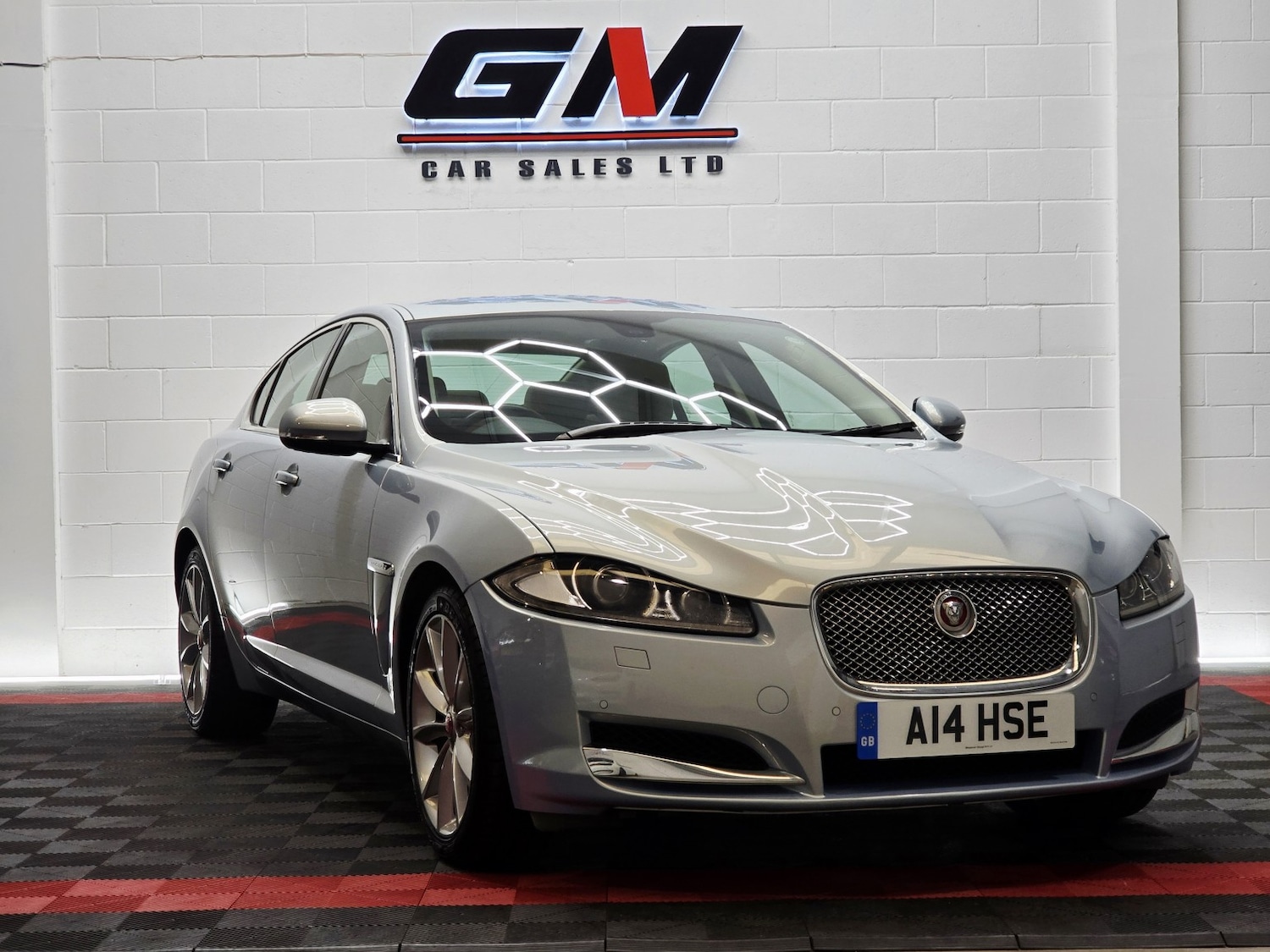 Used Jaguar XF 2014 for sale - 76941806: Photo 7