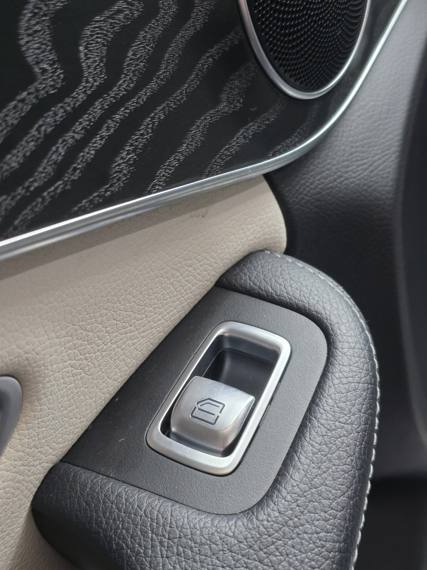 Used Mercedes-Benz C Class 2017 for sale - 77385346: Photo 22