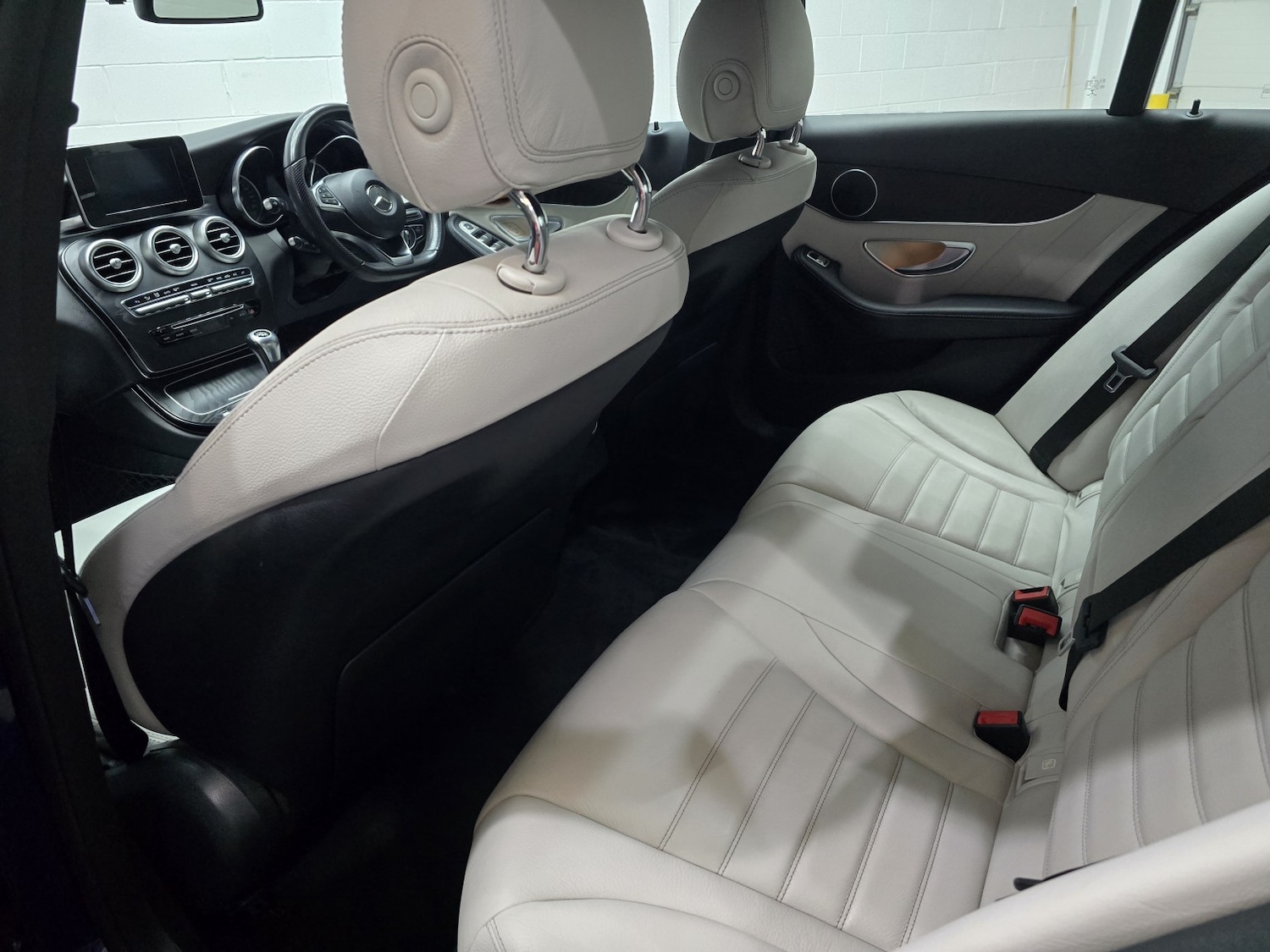 Used Mercedes-Benz C Class 2017 for sale - 77385346: Photo 23