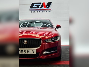 Used Jaguar XE 2015 for sale - 76275931: Photo 4