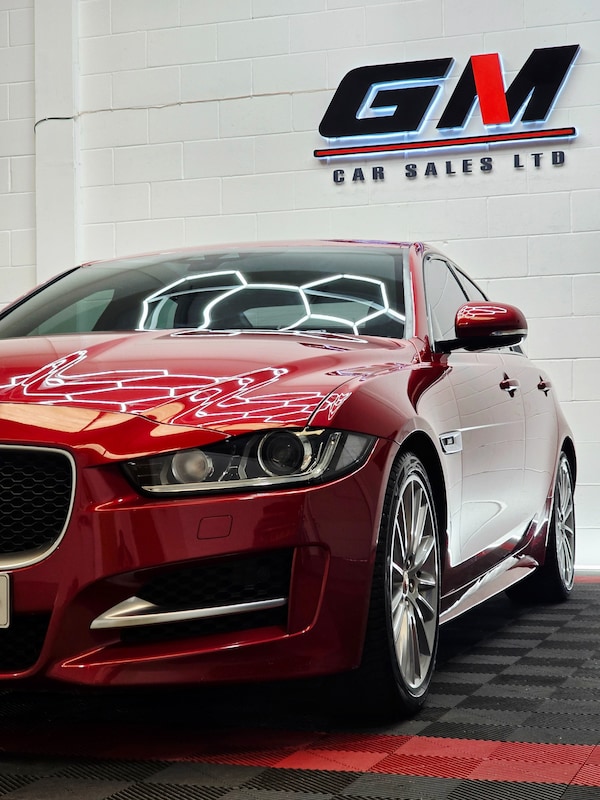 Used Jaguar XE 2015 for sale - 76275931: Photo 5
