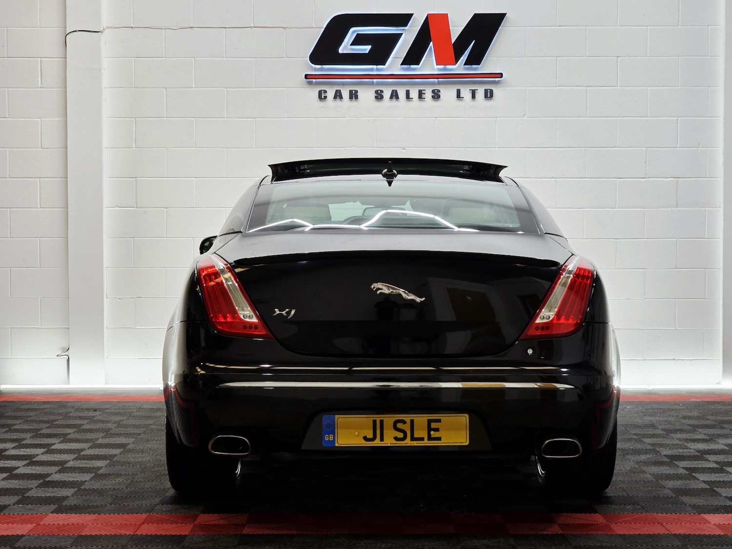 Used Jaguar XJ 2015 for sale - 77643702: Photo 11