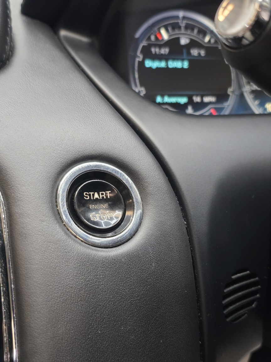 Used Jaguar XJ 2015 for sale - 77643702: Photo 51