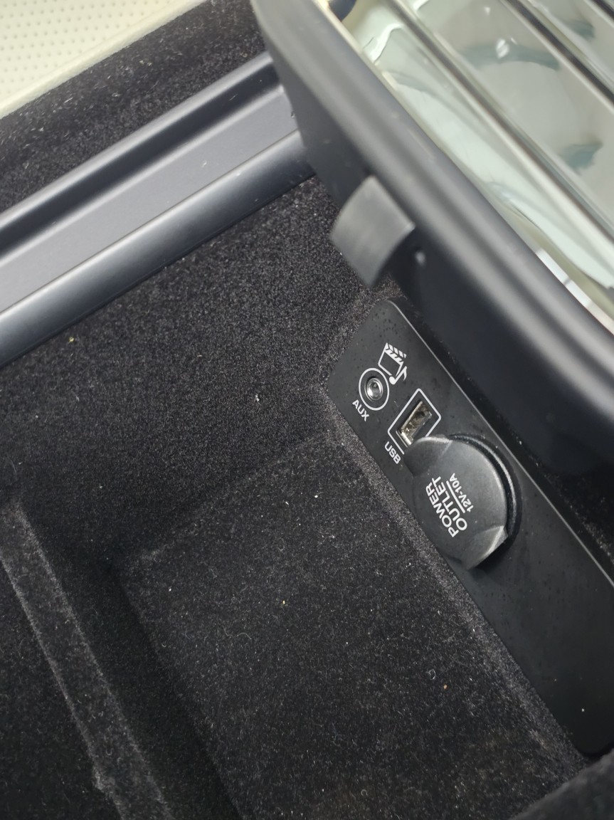 Used Jaguar XJ 2015 for sale - 77643702: Photo 54