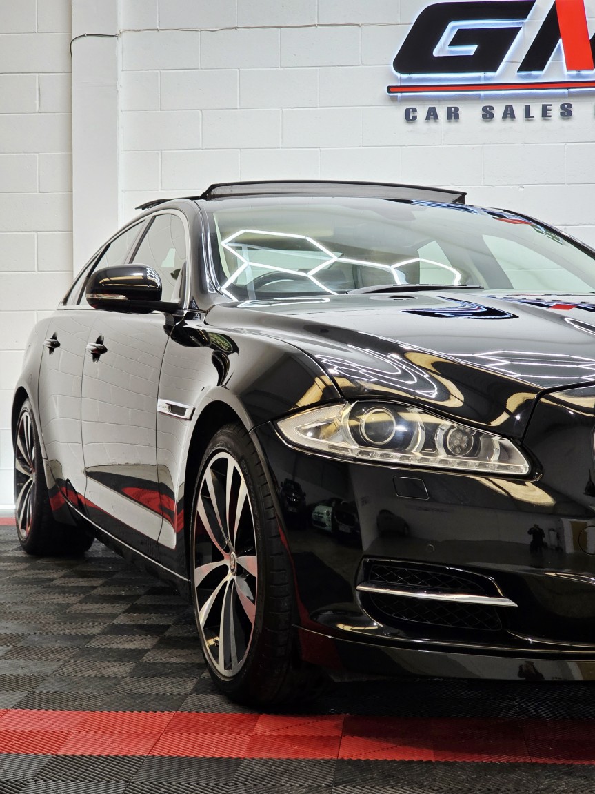 Used Jaguar XJ 2015 for sale - 77643702: Photo 8