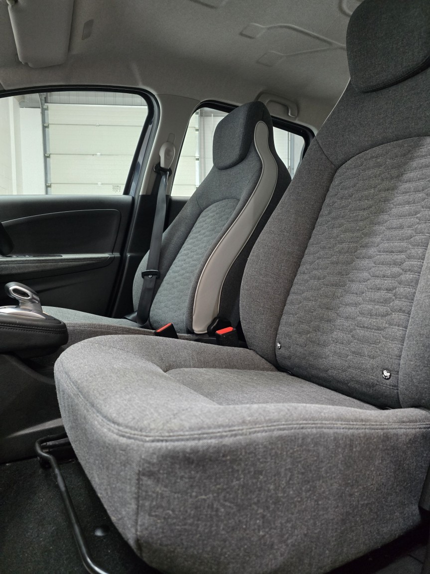 Used Renault Zoe 2020 for sale - 77438459: Photo 18