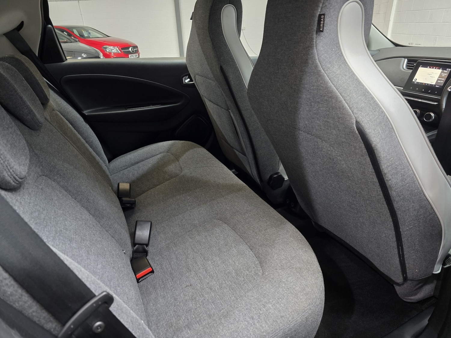 Used Renault Zoe 2020 for sale - 77438459: Photo 24