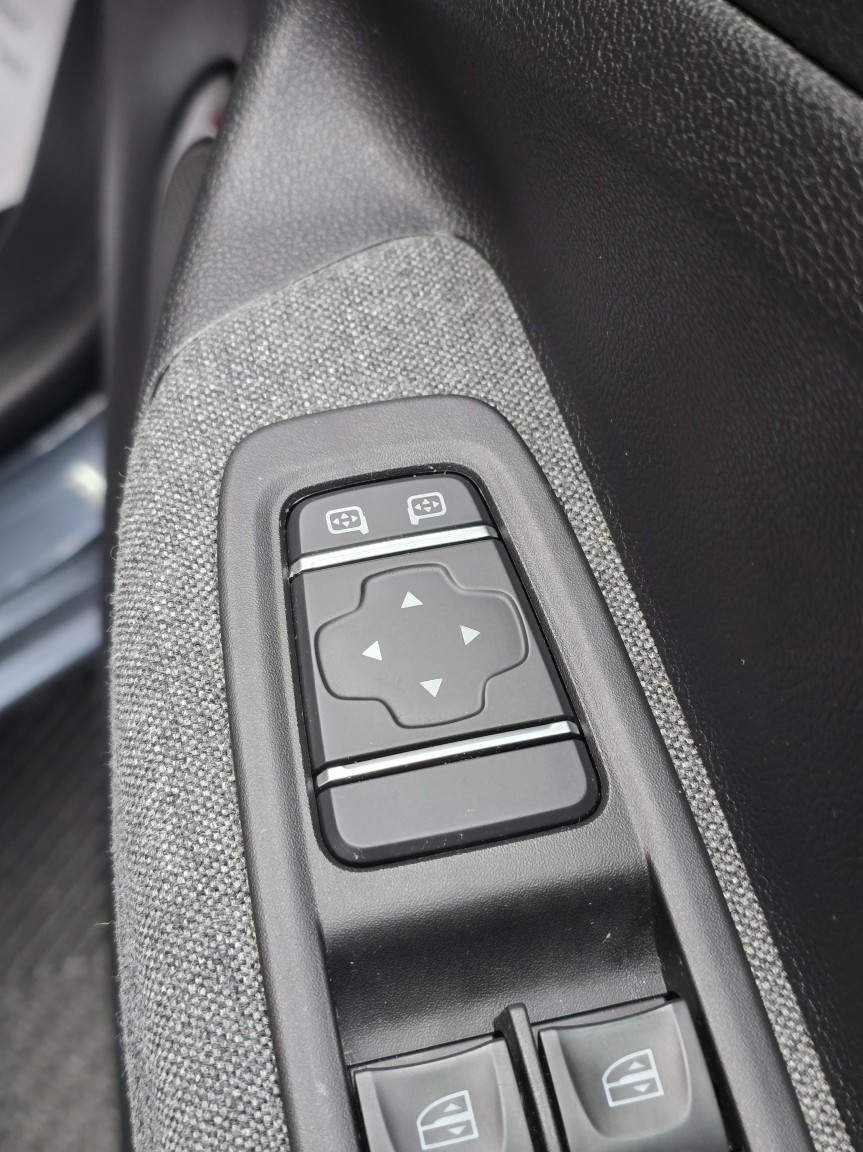 Used Renault Zoe 2020 for sale - 77438459: Photo 27