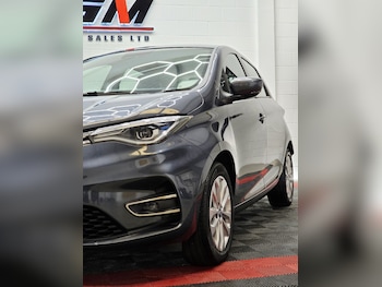 Used Renault Zoe 2020 for sale - 77438459: Photo